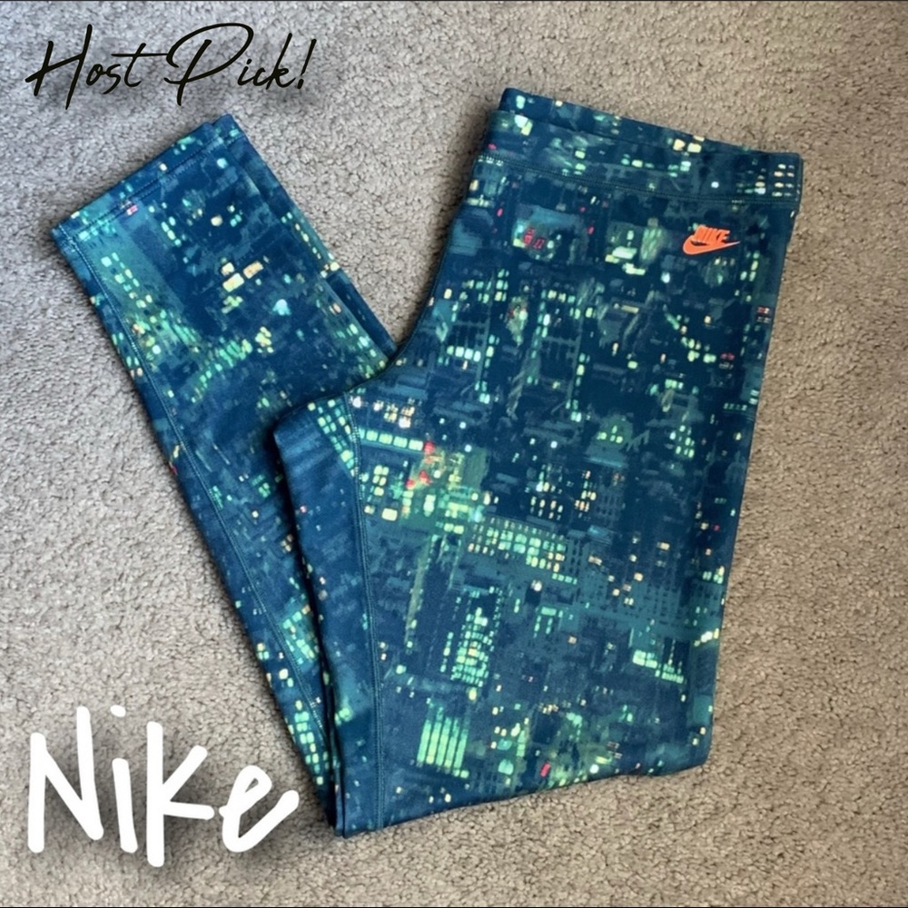 ✨Host Pick!✨ Nike Fully Insulated/Lined Tights